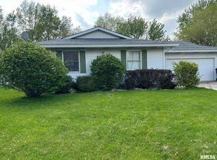 615 Henrietta, Divernon, IL 62530