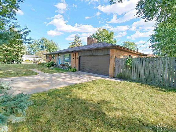 4th image of 4815 Hanover Dr