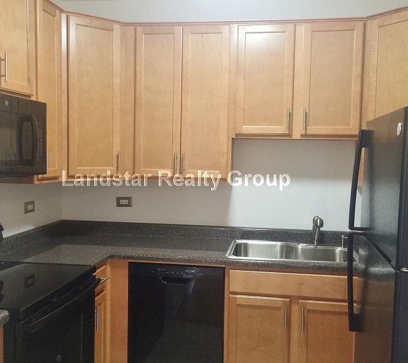 1st image of 1023 W Argyle St APT 309