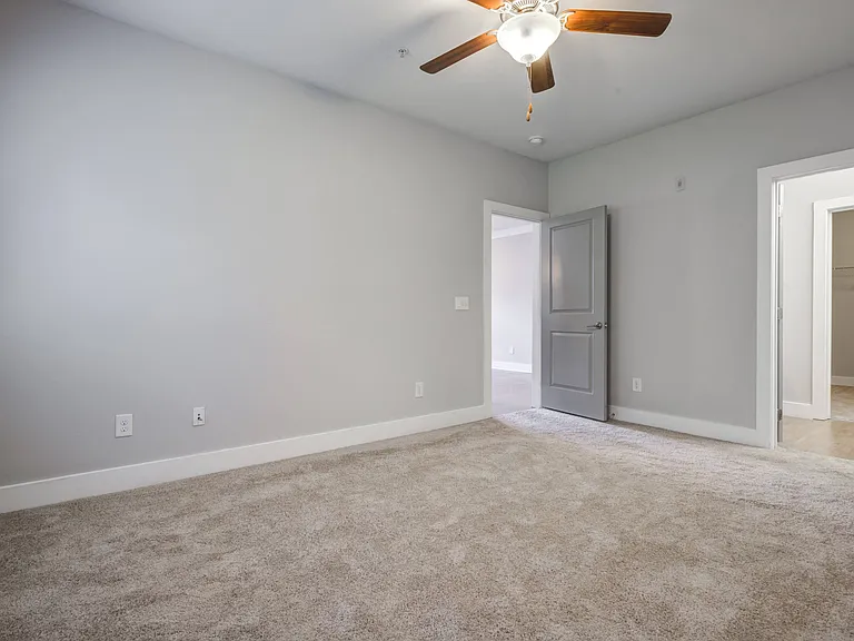 4531 Langdon Dr — Photo 46