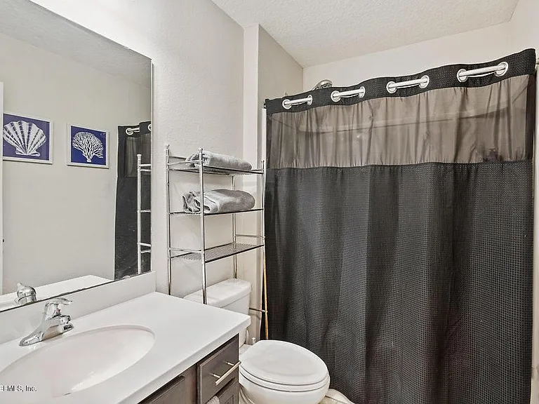 589 Seville Pkwy — Photo 8