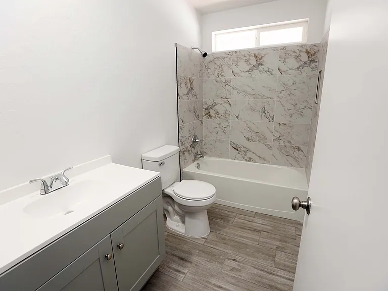 10631 W Salem Dr — Photo 17