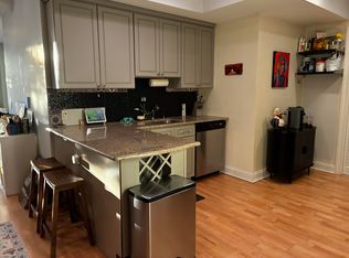Carlson's Court, North Bergen, NJ 07047