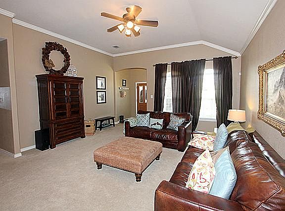 3rd image of 2328 Clairborne Dr