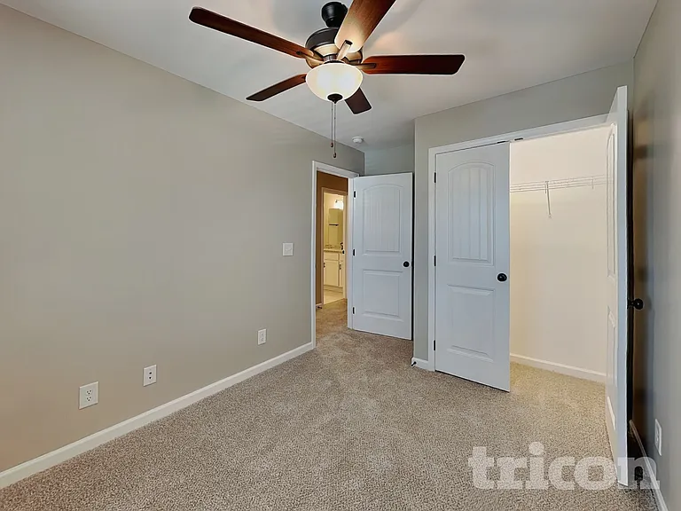 220 Signature Pl — Photo 13