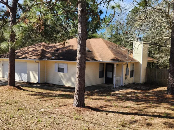 305 Ashley Dr, Crestview, FL 32536