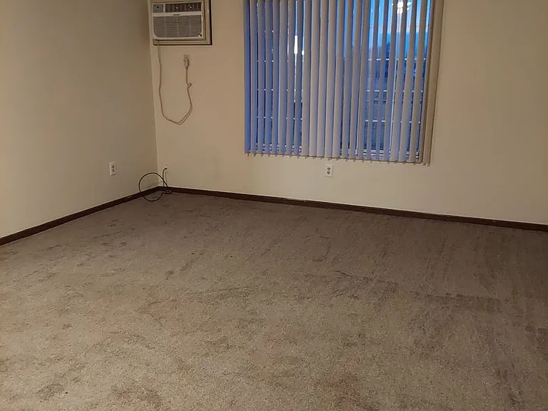 1226 N Hemlock Rd — Photo 23