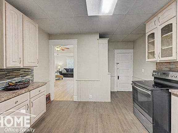 4th image of 432-434 E Oliver St