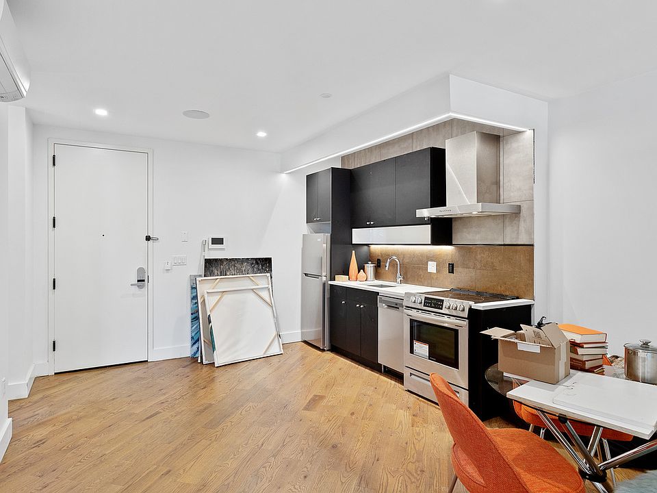 1st image of 293 Fenimore St #2A