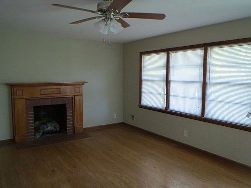 2nd image of 1106 Nahm Dr