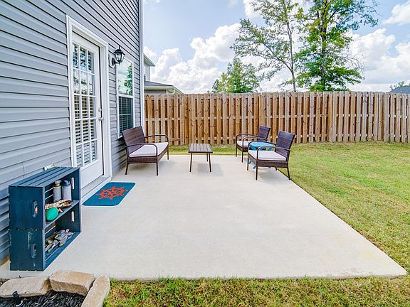 4th image of 475 Brantley Cove Cir