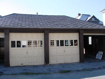 2nd image of 207 S Indiana Ave