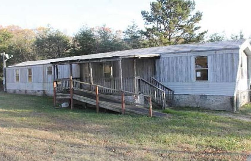 1st image of 3196 Ramona Cir