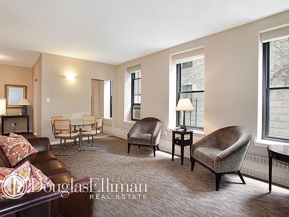 3rd image of 104 W 70th St APT 3C