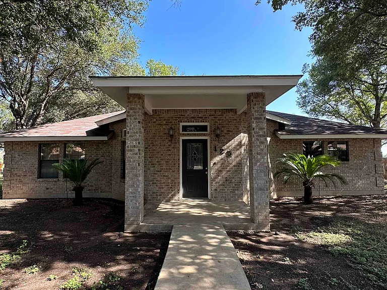 125 S Bluebonnet Dr — Photo 8