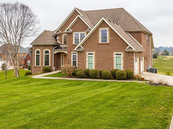 3rd image of 246 Bluffwood Dr