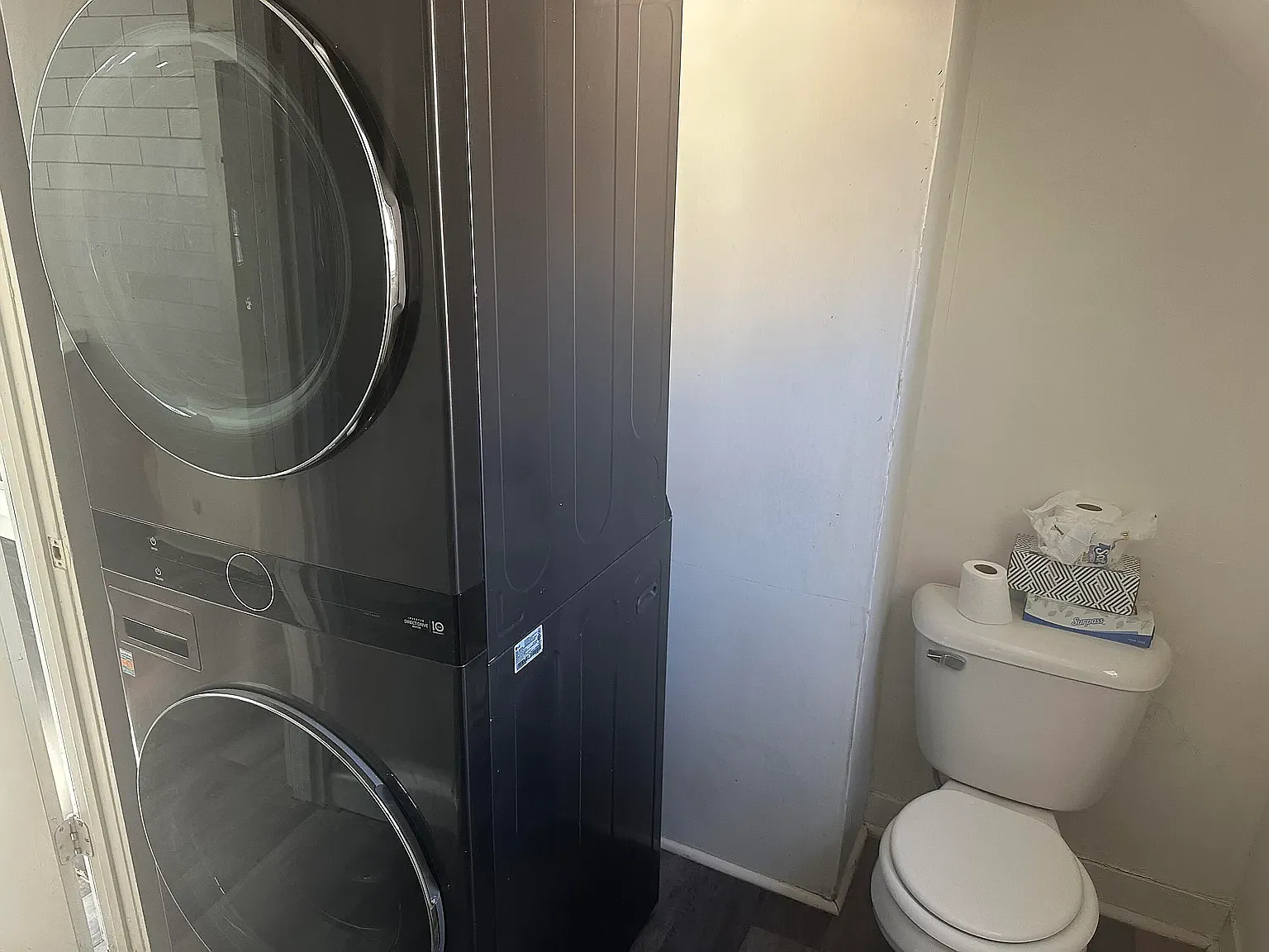 2 bed, $1,400 — Photo 3