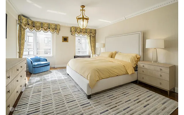 Sold by Douglas Elliman | media 16