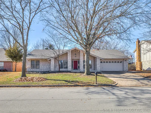 8810 S 72nd East Ave, Tulsa, OK 74133