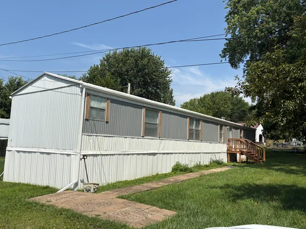 35 Kingswood Lake Ln, Harned, KY 40144