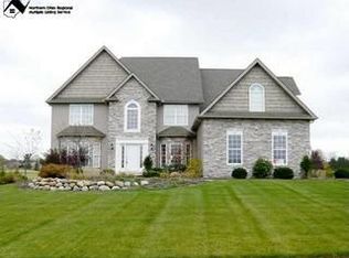 4360 Fox Glen Dr, Medina, OH