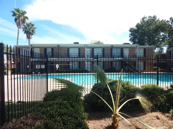 6305 Westward St APT 126, Houston, TX 77081