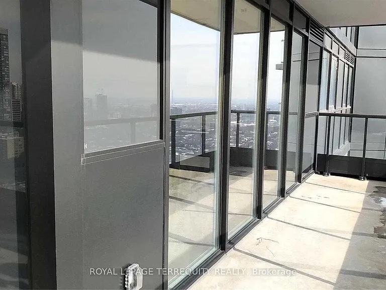 159 Wellesley St E #2908 — Photo 15