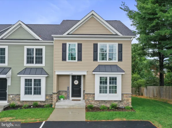 132 W 9th St, Front Royal, VA 22630