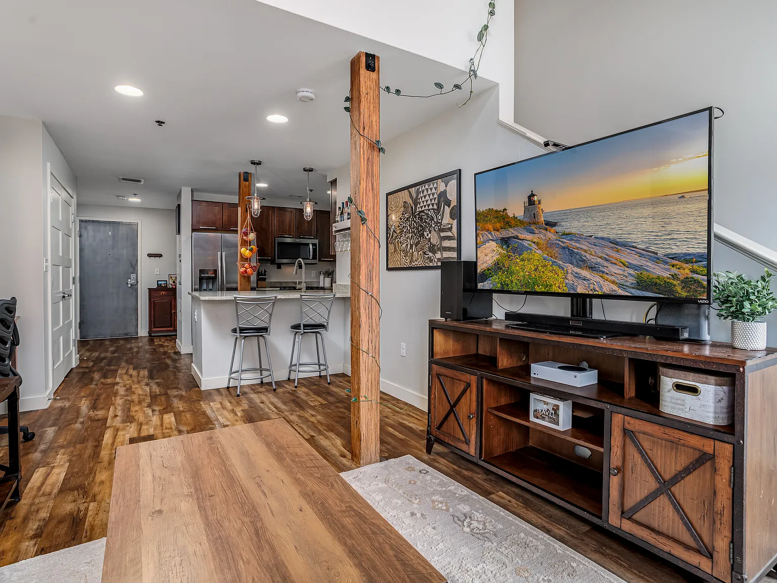 1 bed, 1.5 bath, 871 sqft, $2,050 — Photo 3