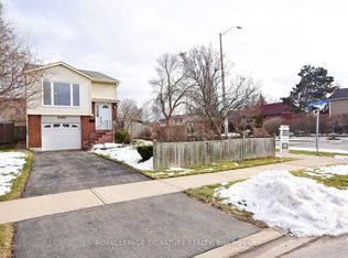 6303 Plowmans Heath, Mississauga, ON L5N3W1