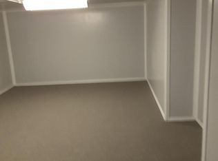 1605 Kenneth Cir, Elgin, IL 60120