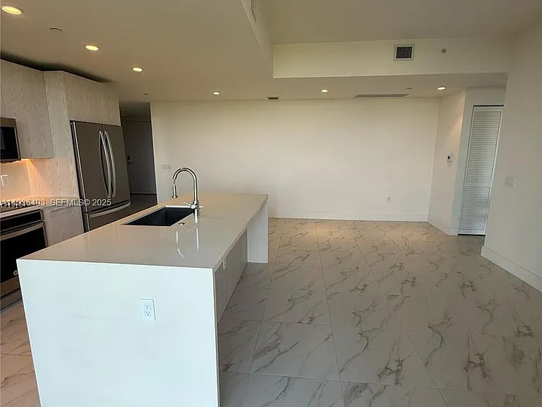 2000 Metropica Way #901 — Photo 5