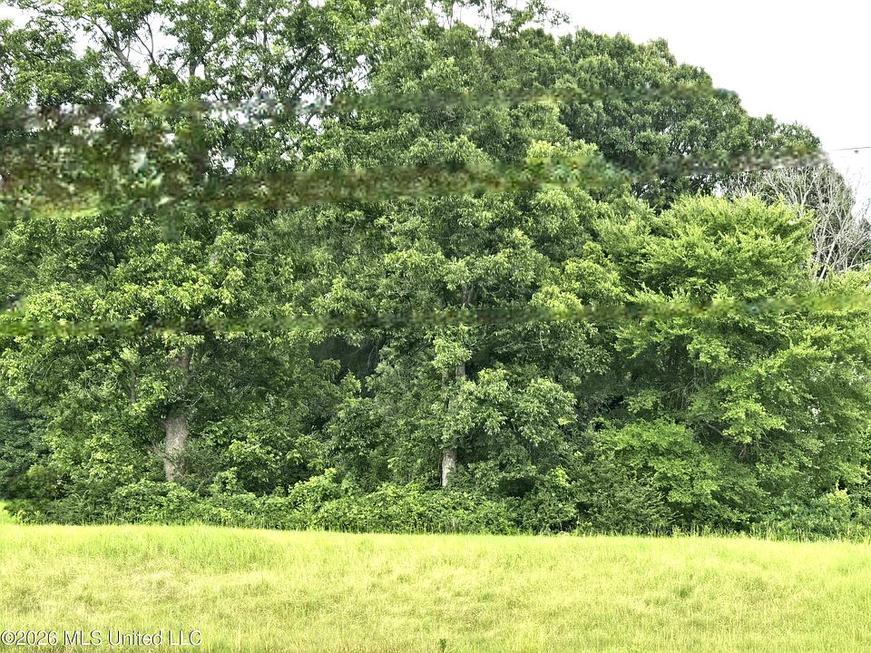1st image of 8 Gravel Springs Rd #8