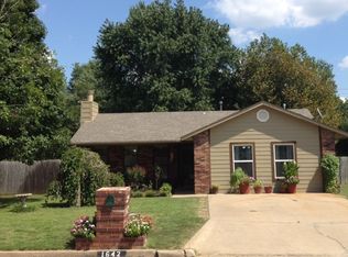 1642 N Lee St, Claremore, OK 74017