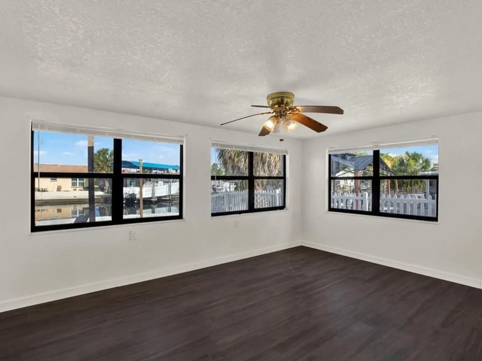 2 bed, 1152 sqft, $1,850 — Photo 4