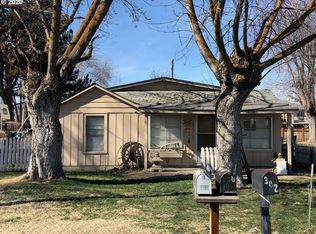 320 SE 5th St, Hermiston, OR 97838