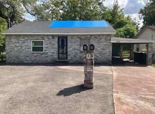 2214 Melbourne St #A-C, Houston, TX 77026