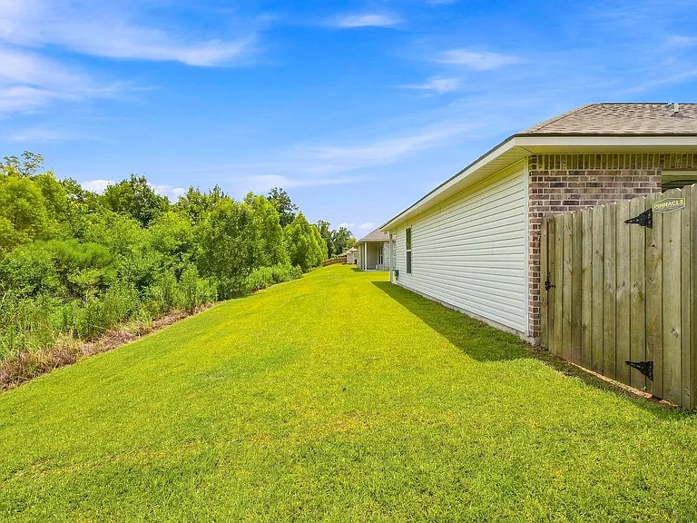 7211 Kenilworth Crossing Ave — Photo 23