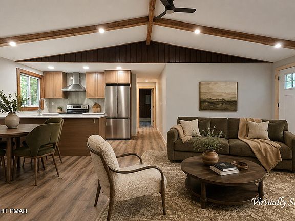 4th image of 1627 Lake Ln