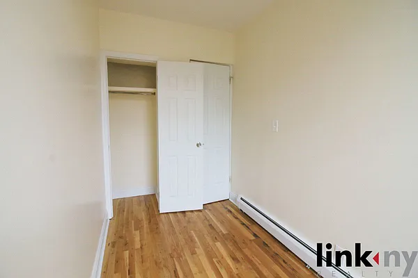 Rented by Link NY Realty | media 27