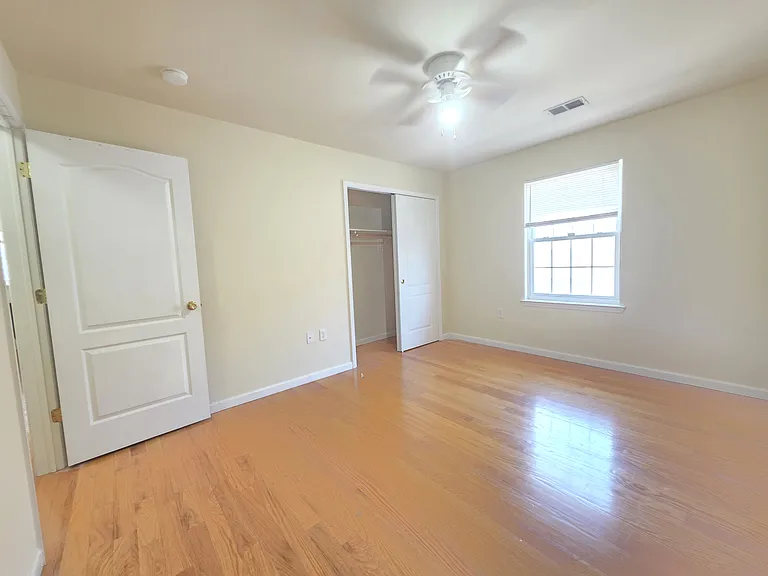 1026 Fairmount Ave #2 — Photo 4