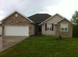 1337 S Chestnut St, Webb City, MO 64870