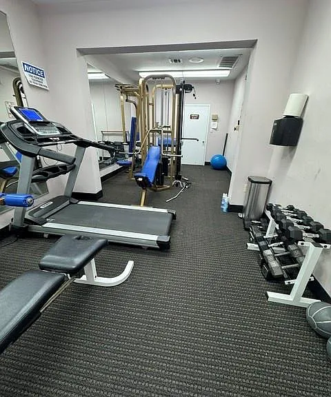 91 Richmond Blvd #3B — Photo 2