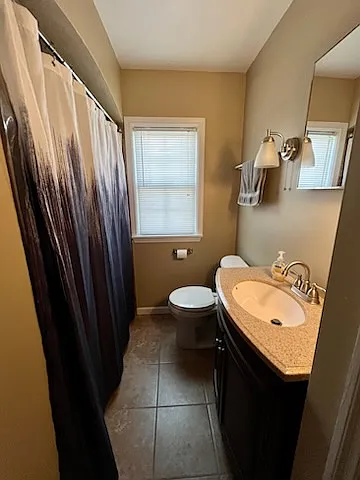 2 bed, 1036 sqft, $1,750 — Photo 4