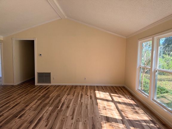 2nd image of 4082 Dawson Dr