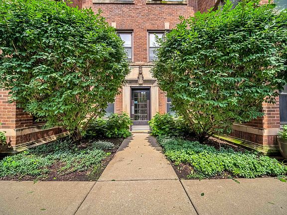 2nd image of 54 Forest Ave #2W
