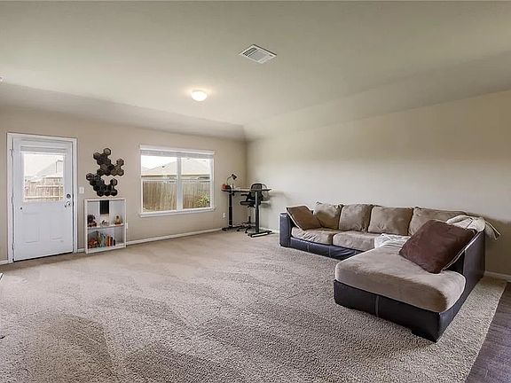 5th image of 11916 Riparian Rd