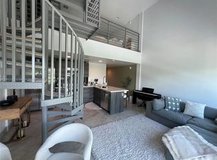 421 Meridian Ave, Miami Beach, FL 33139