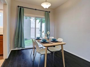 1115 Augusta Dr APT 11, Houston, TX 77057