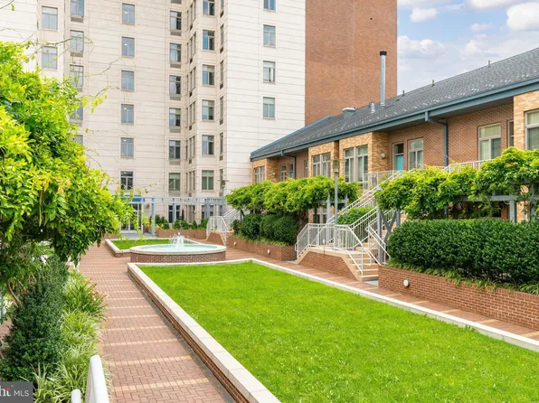 1900 Hamilton St Unit C6, Philadelphia, PA 19130